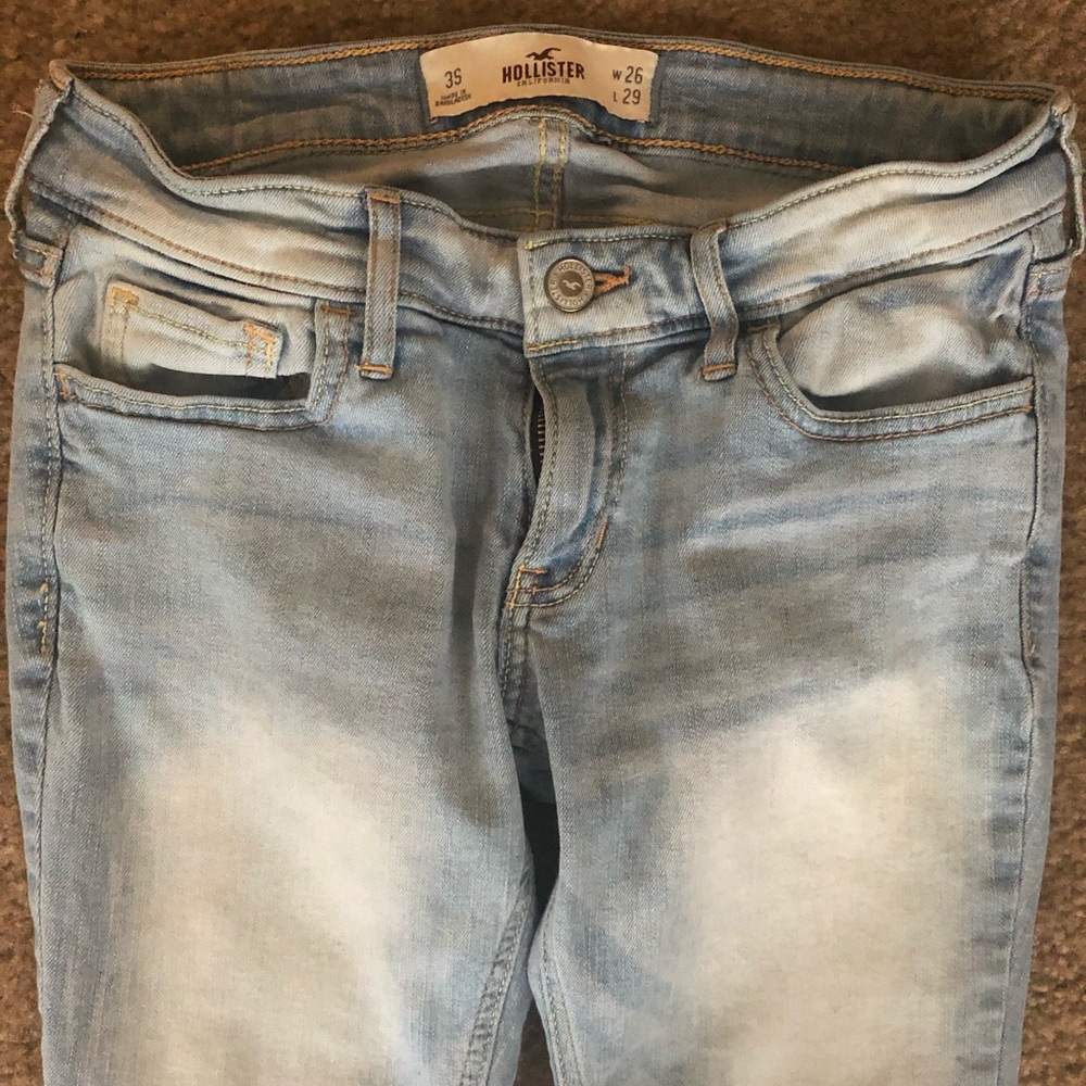 Size 3 short hollister jeans light wash